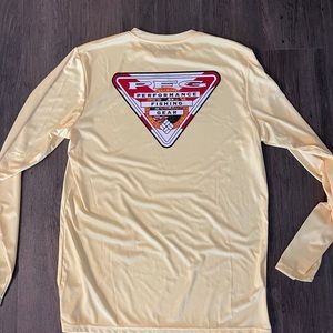 Columbia dry fit small